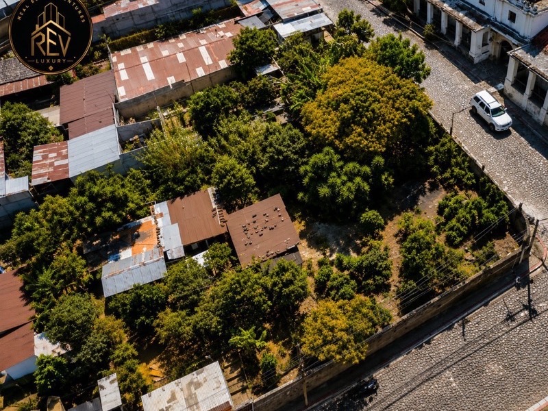 Foto 2 de Terreno de esquina en San Juan del Obispo